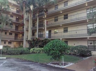 4700 Lucerne Lakes Blvd W APT 106, Lake Worth, FL 33467