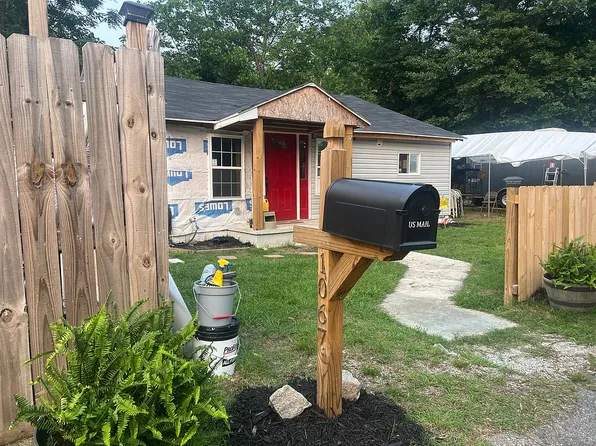 1067 Greenville St, Orangeburg, SC 29115