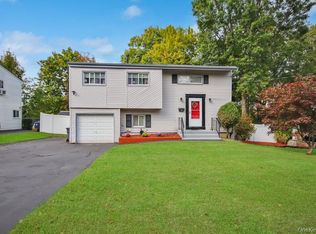 4 Ivy Pl, Hartsdale, NY 10530