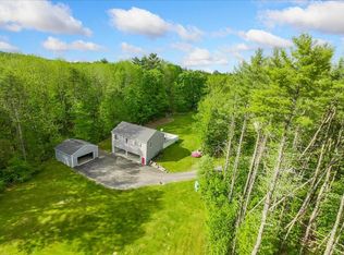 21 Frye Rd, Raymond, ME 04071