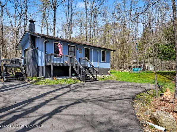 127 Big Bass Dr, Clifton Township, PA 18424