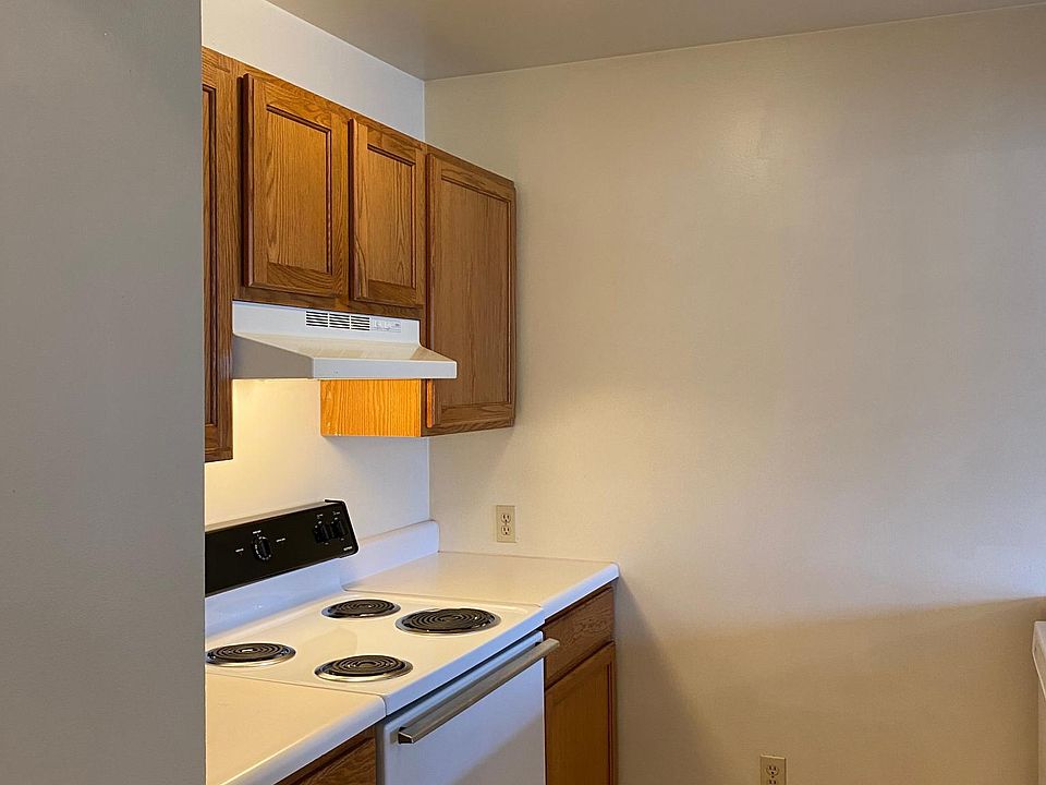 Galley Style Kitchen with Lots of Cabinets and Stove