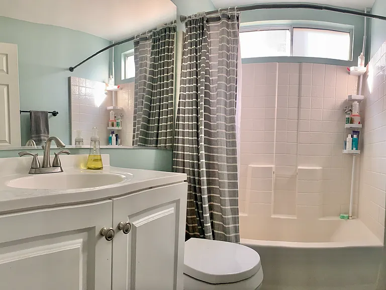 4 Sunbury Dr — Photo 10