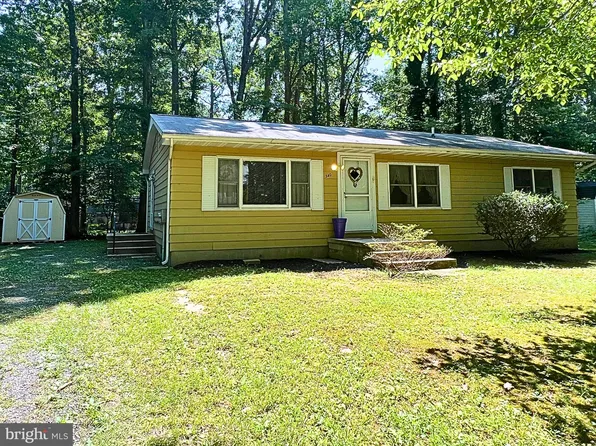 340 Cayuse Cir, Lusby, MD 20657