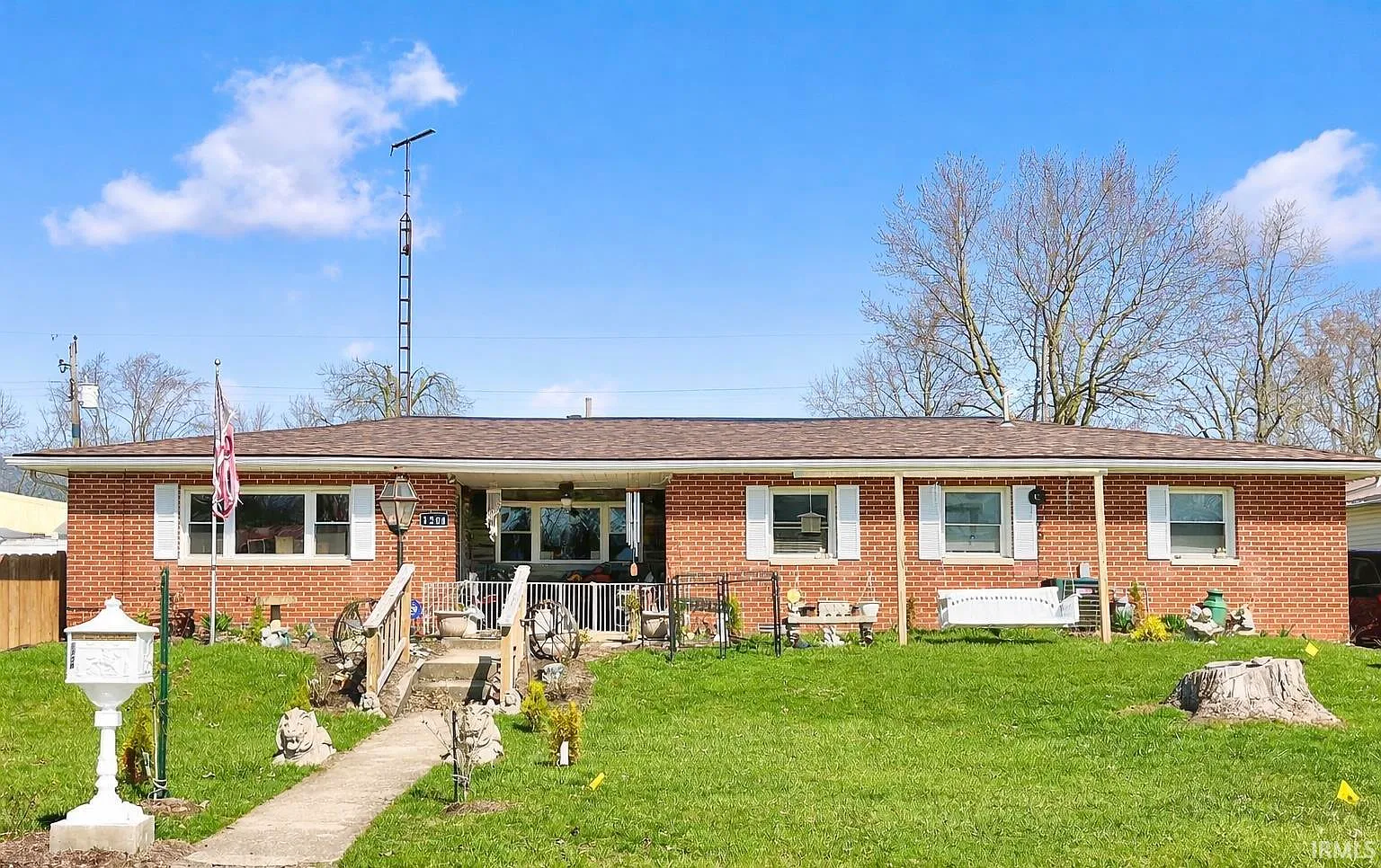 1208 W Taylor St photo 1