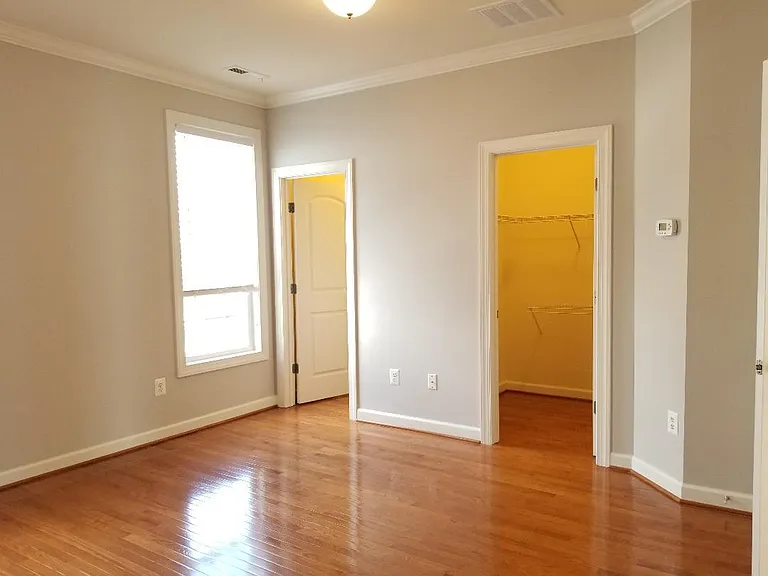 643 Pullman Pl — Photo 18
