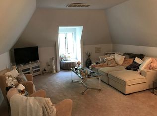 244 Piping Rock Rd, Locust Valley, NY 11560