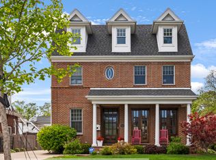 1624 S Washington Ave, Park Ridge, IL 60068