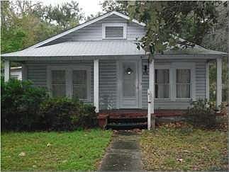 1st image of 816 E Bloodworth Ln
