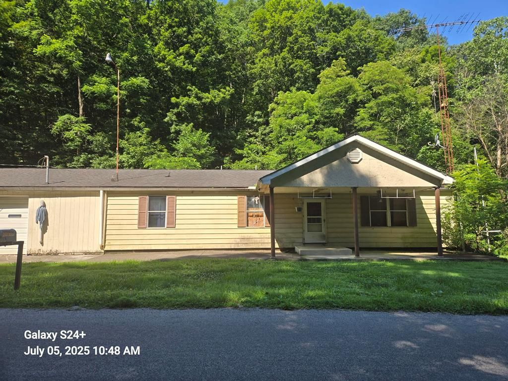 Real estate listing image