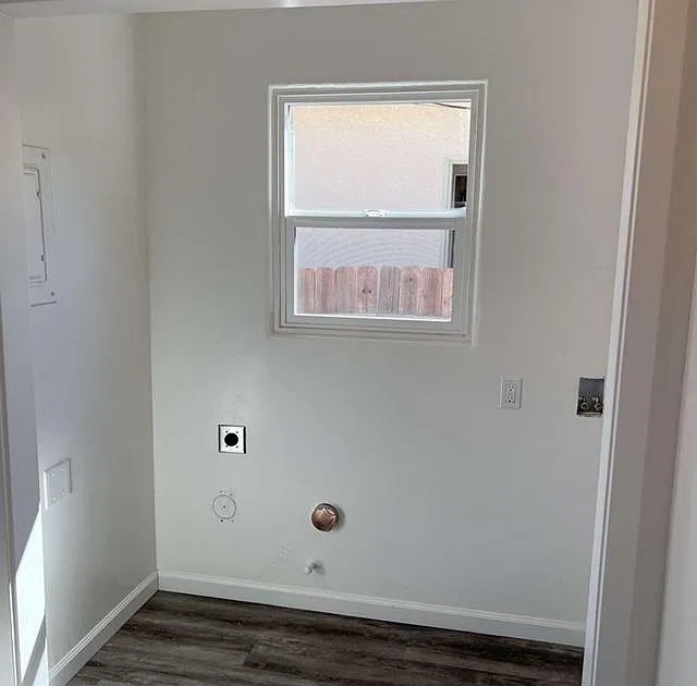 6 bed, $10,000 — Photo 4