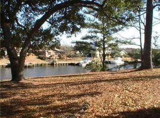 13105 Hanover Dr, Ocean Springs, MS 39564