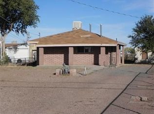 140 Sunset Rd, Winslow, AZ 86047