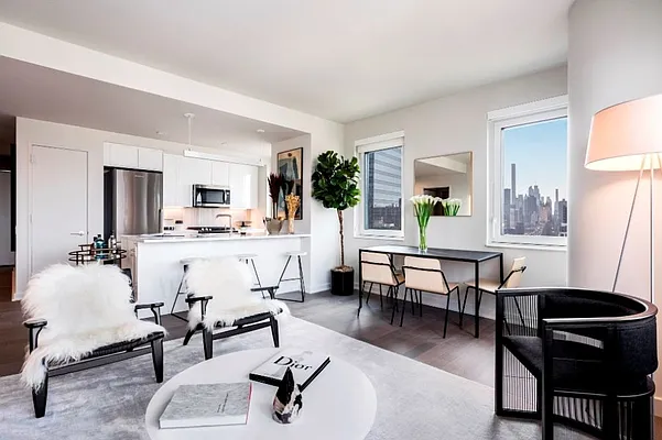 Rented by FirstService Residential (Manual) | media 28