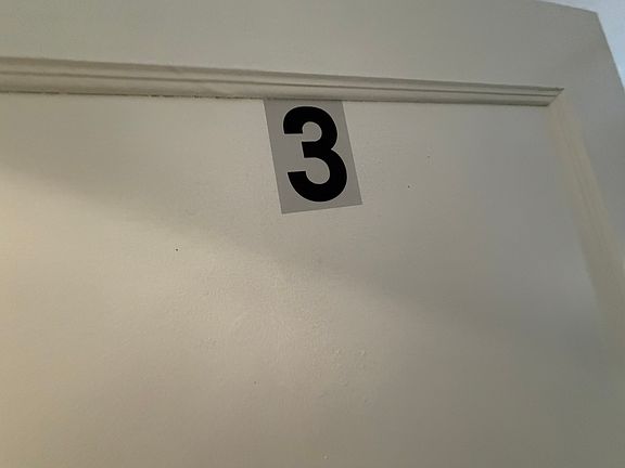 2nd image of 1841 Colonnade Rd #3