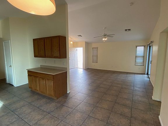 4th image of 11425 W Pinehollow Dr