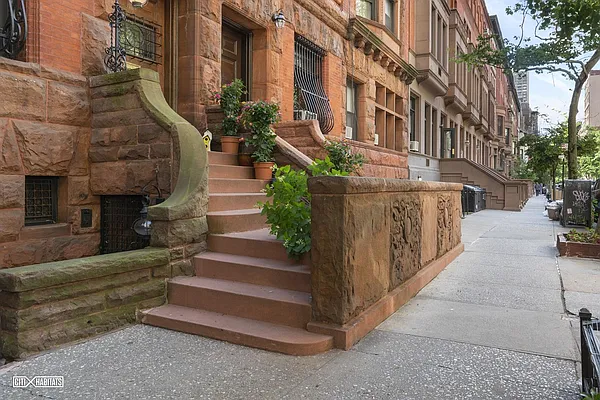 Rented by Citi Habitats | media 8