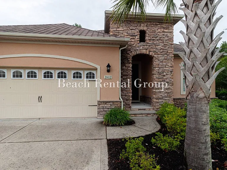 2402 Via Palma Dr N — Photo 2