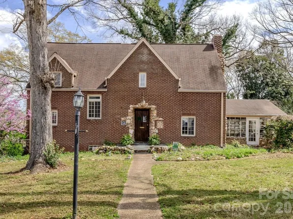 210 N Gaston St, Kings Mountain, NC 28086