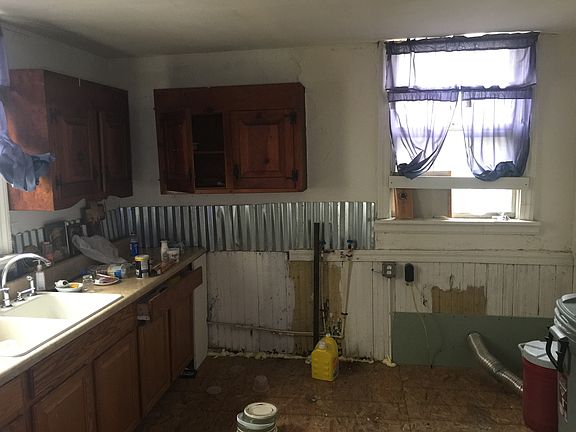 4th image of 1614 N 22nd St