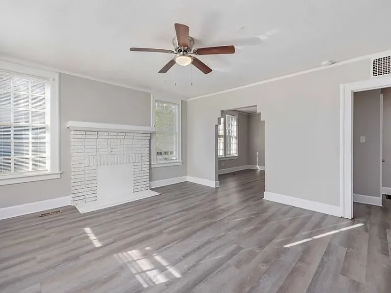 1103 Bryan Ave — Photo 13