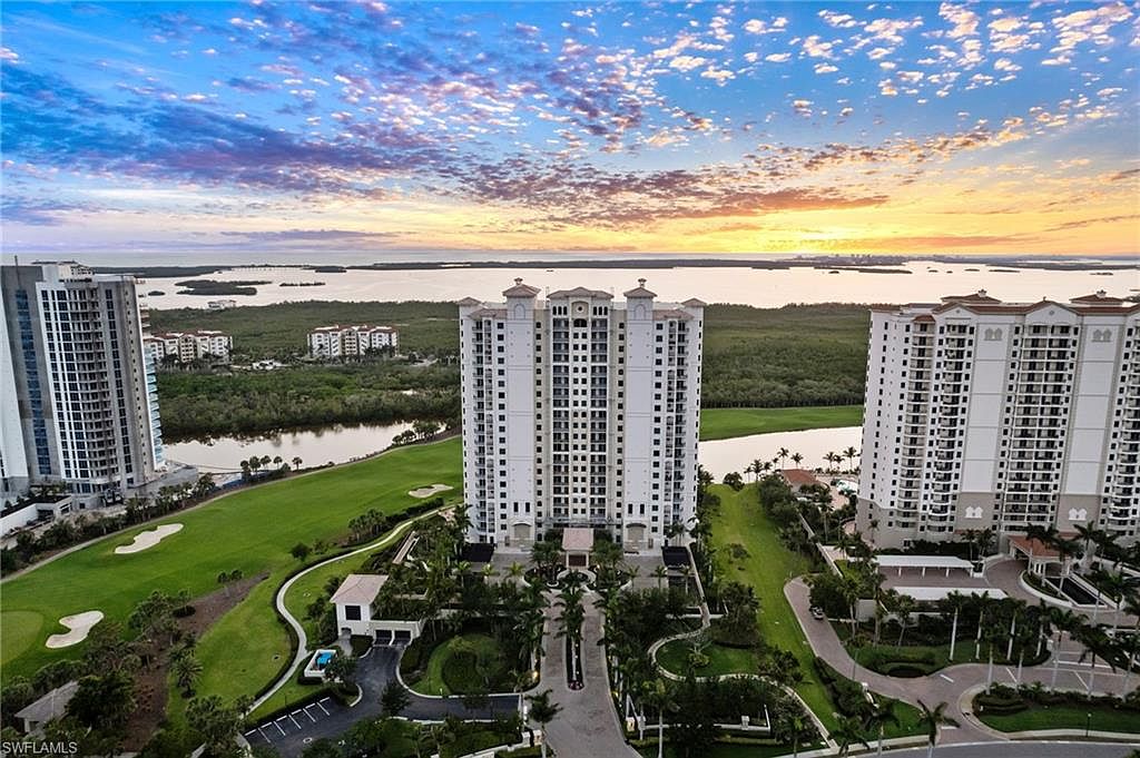 4800 Pelican Colony Blvd UNIT 303