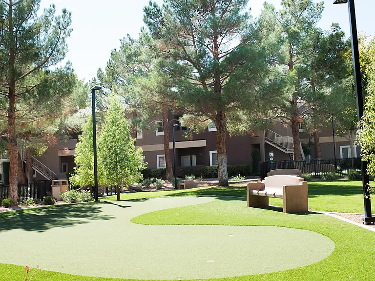 Putting green and park