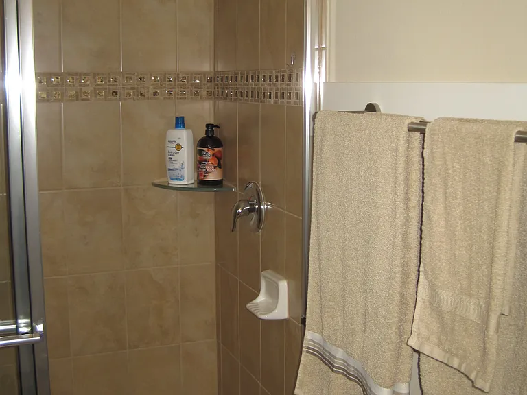 156 Fenimore Ln — Photo 12
