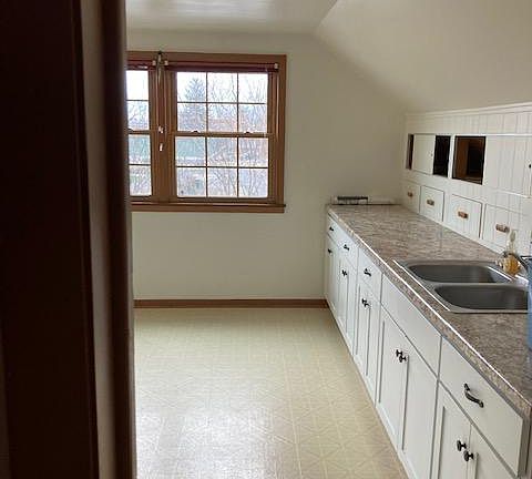 3rd image of 9855 W Forest Home Ave #1