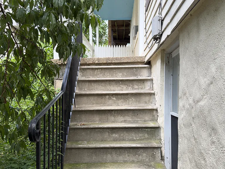 Steps to Entrance
