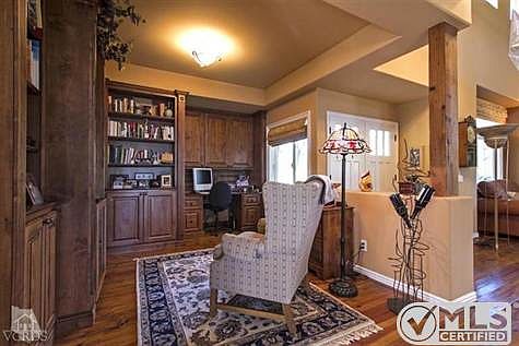 5th image of 640 W Highland Dr