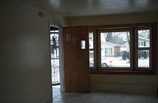 2nd image of 3631 Hawthorne St