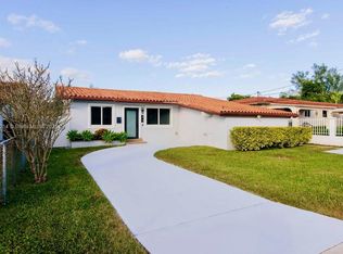 8943 SW 25th St, Miami, FL 33165