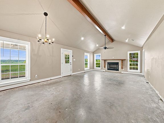4th image of 8418 County Road 3613
