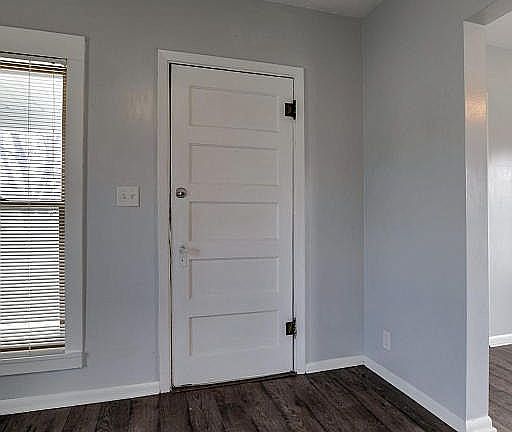 2nd image of 2600 5th Ave