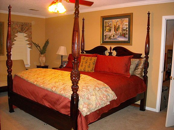 Master Bed Room