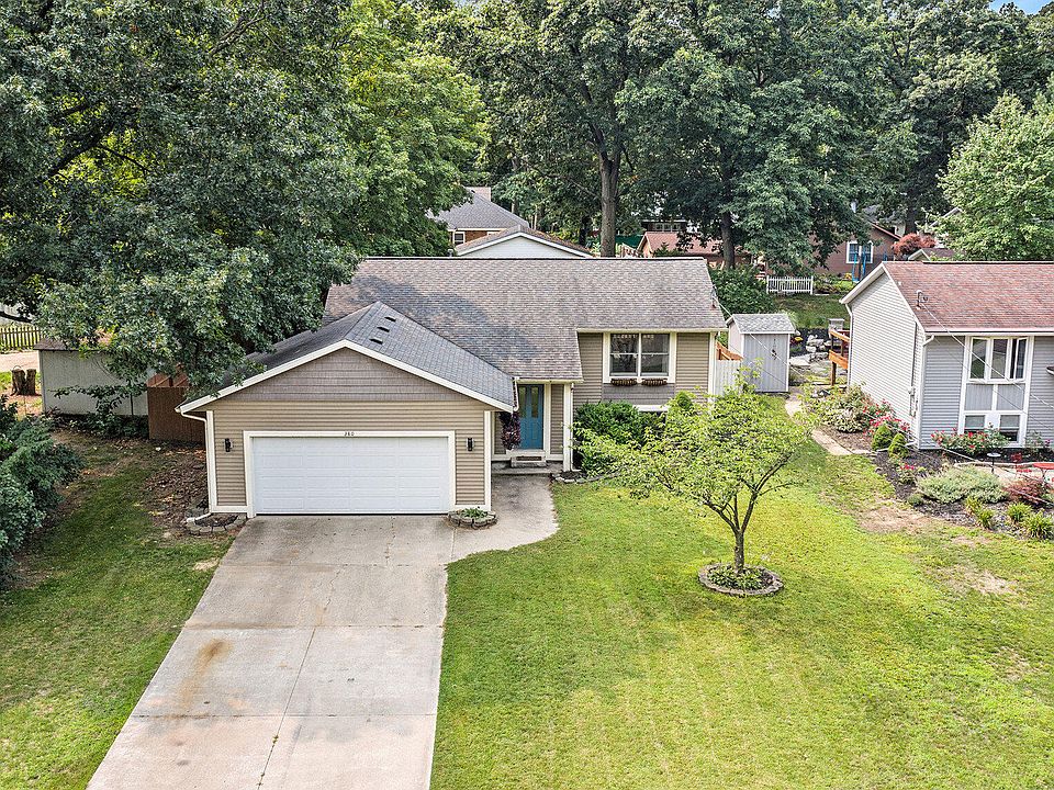 1st image of 380 2nd Ave