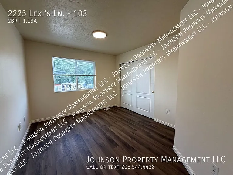 2225 Lexis Ln #103 — Photo 5