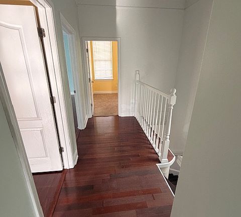 4th image of 505 E 32nd St #B