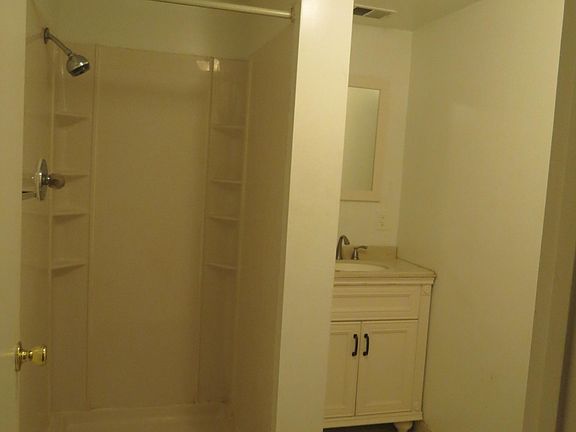 5th image of 13671 Cedar Creek Ln #1