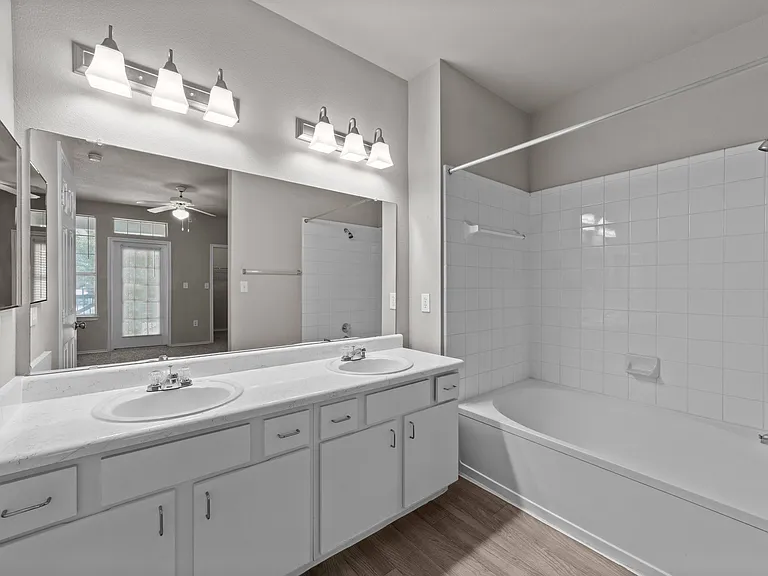 1701 at Eldorado — Photo 46