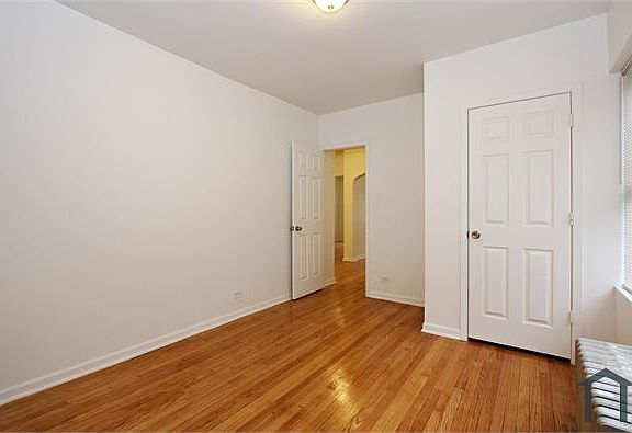 4th image of 7653 S Loomis Blvd #676