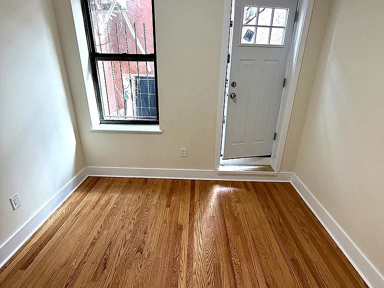 149 E 116th St #4 — Photo 4