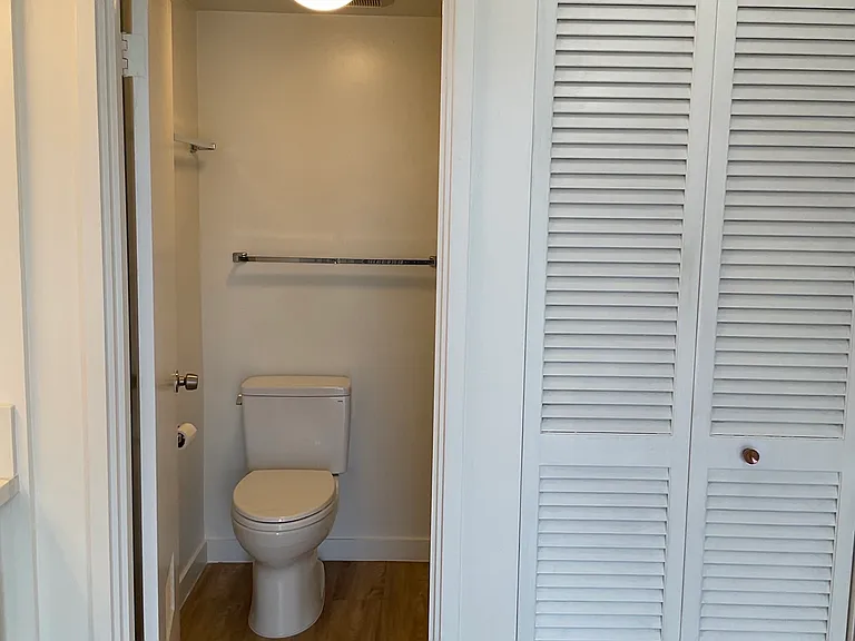 469 Ena Rd #2202 — Photo 13