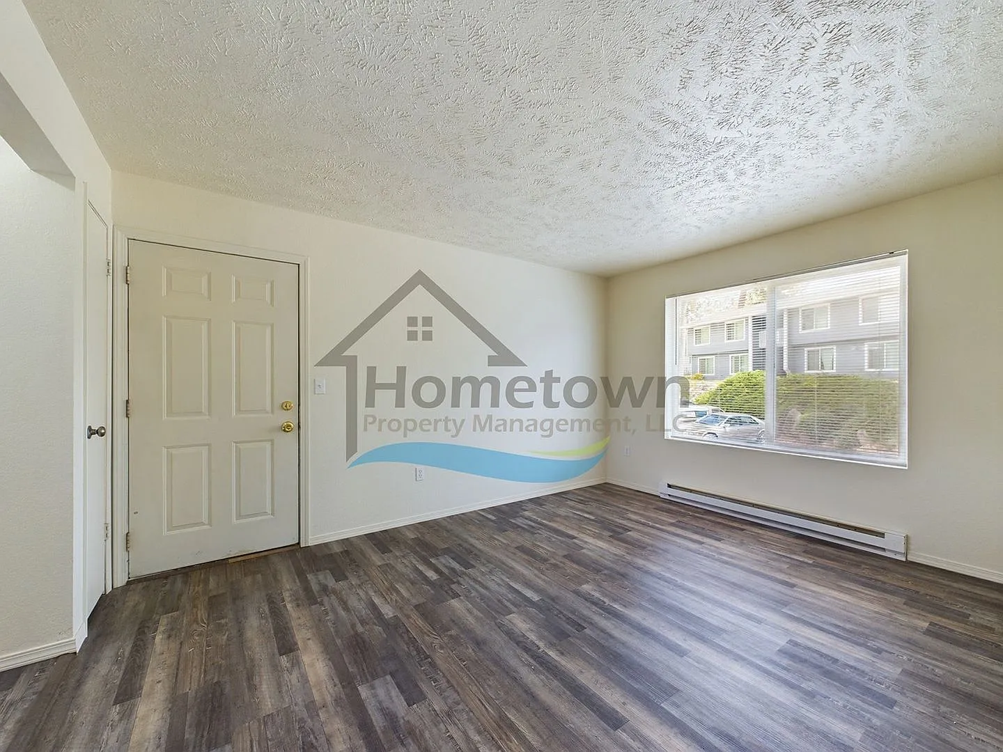 1205 W Emma Ave — Photo 3