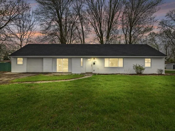 32211 Pardo St, Garden City, MI 48135