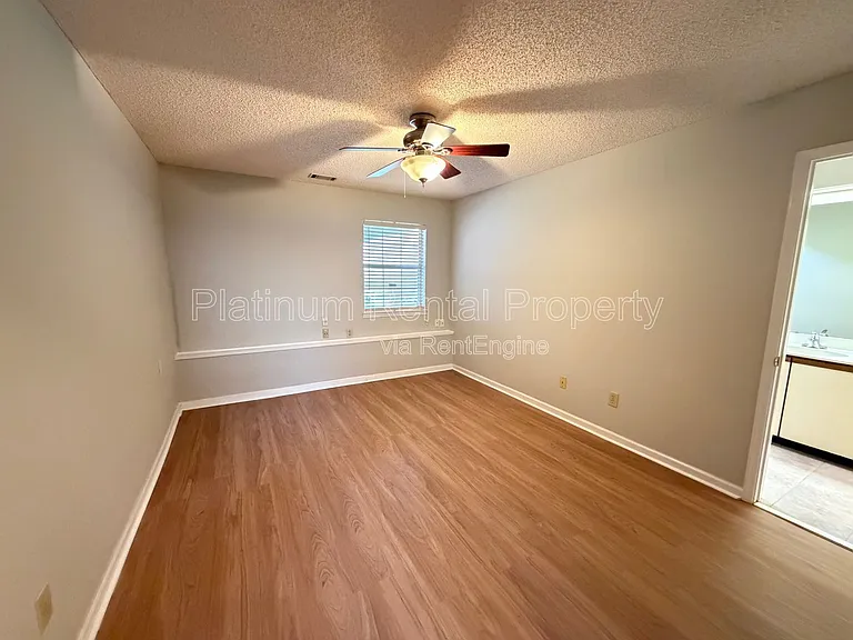 2196 Goodwood Blvd SE — Photo 23