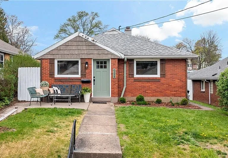 4258 Glen Lytle Rd — Photo 2