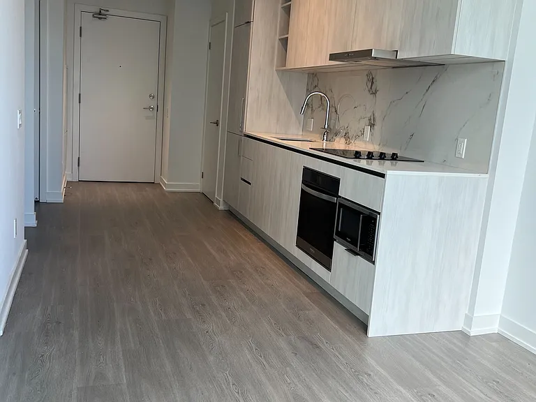 8 Wellesley St W #3602 — Photo 10