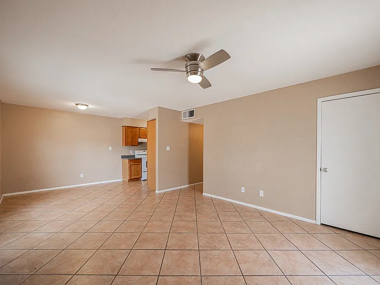 922 S Acapulco Ln #C — Photo 4